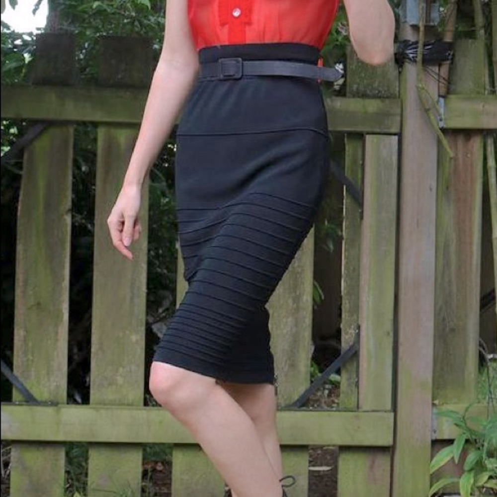 Bandage pencil skirt, Guess by Marciano small/med